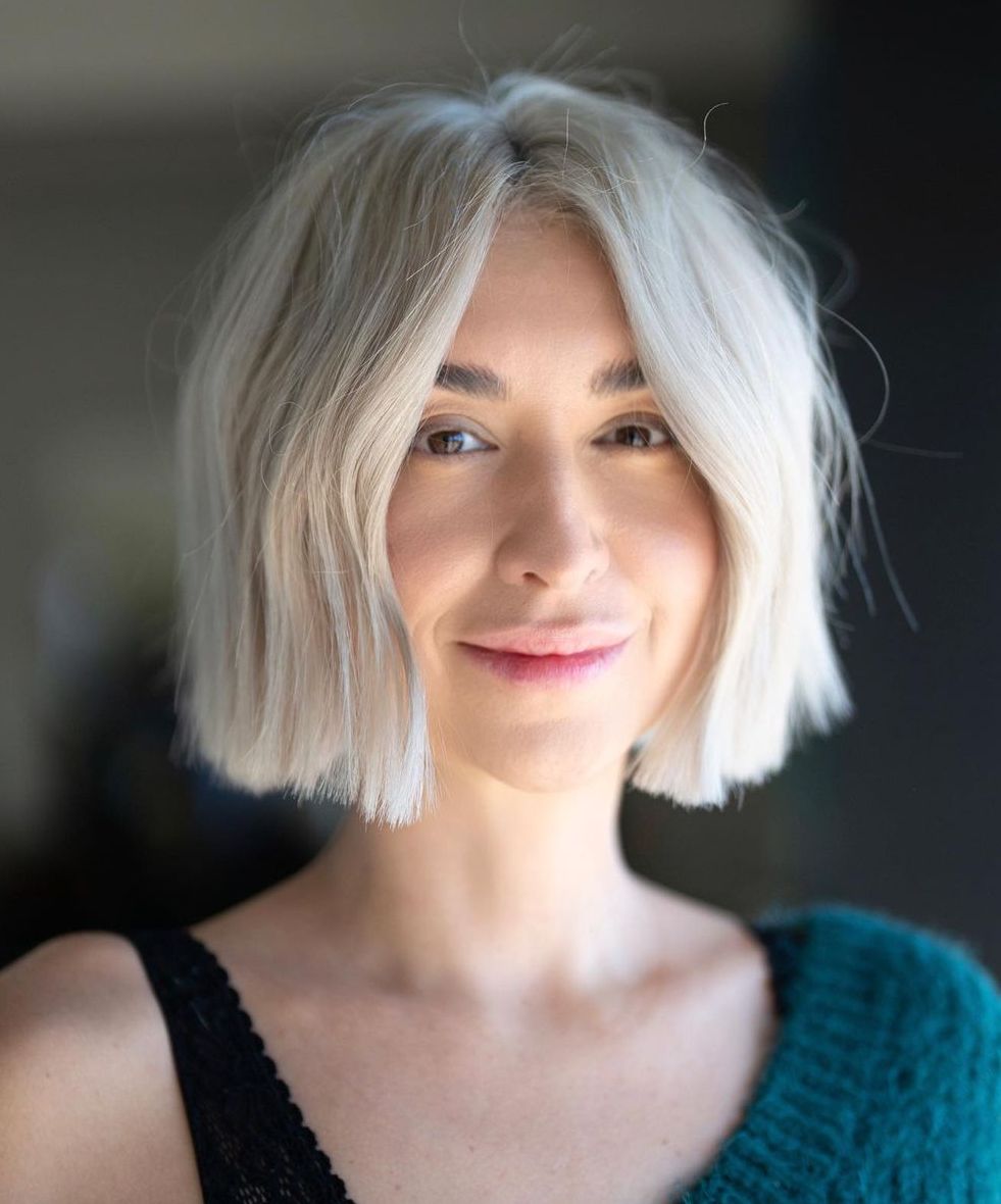 No-Bangs Blunt Blonde Bob