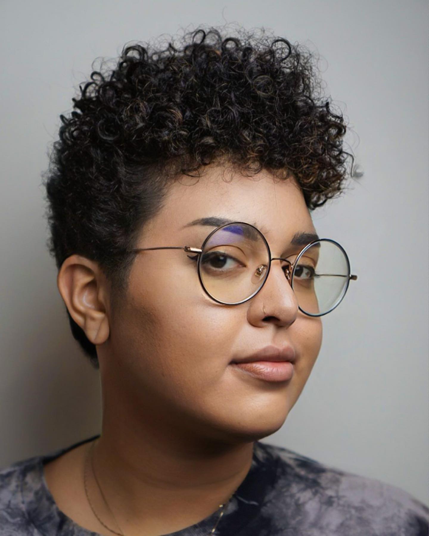 Short Natural Hairstyle for a Full Face